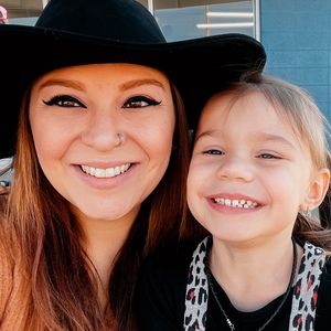 Meet your Posher, Monica